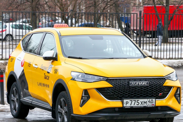 Список авто для работы в такси расширят моделями Haval, Tenet и "Автотора"